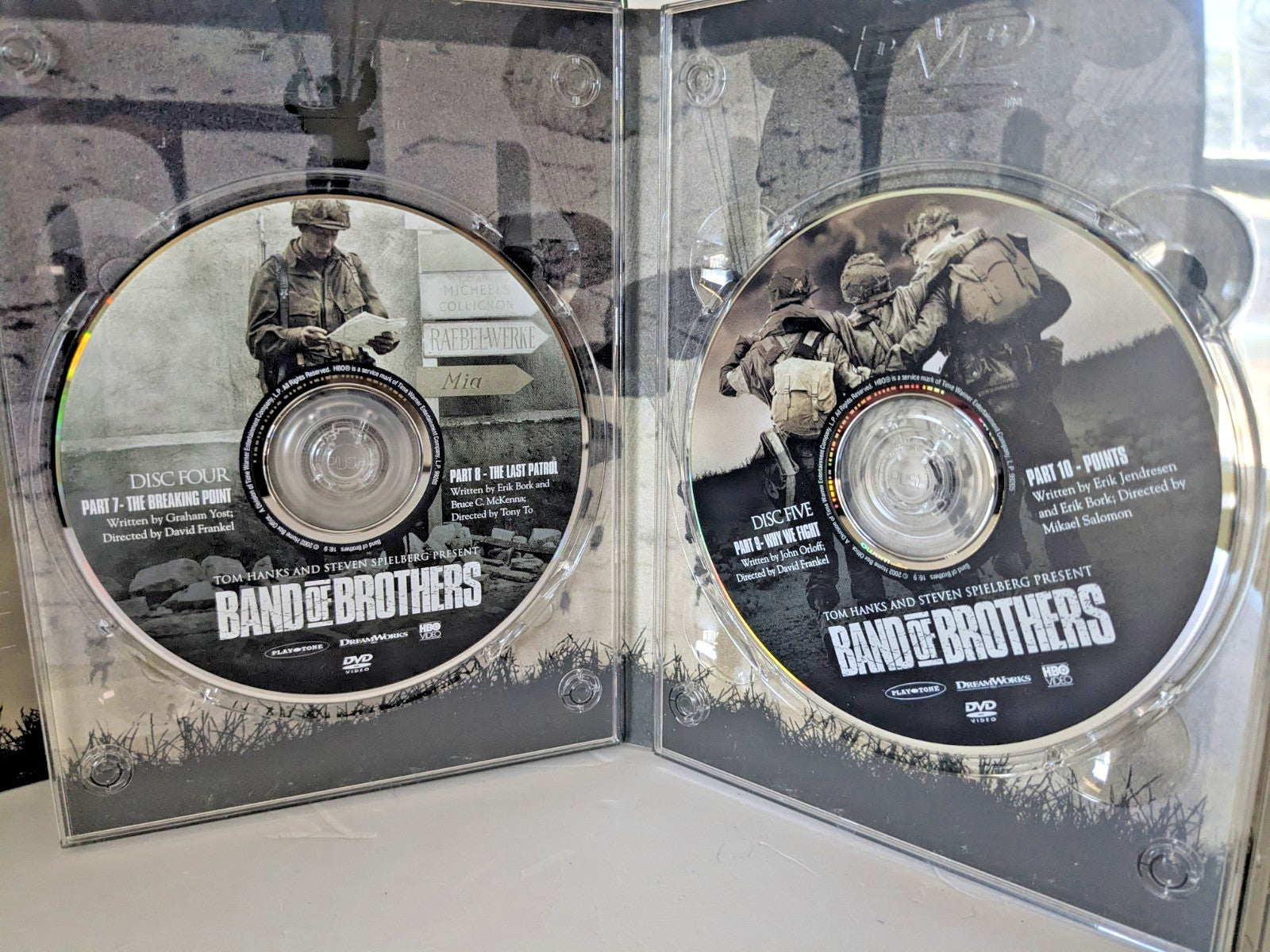 Band of Brothers DVD 2002 6-Discs Metal Tin Box Set HBO Mini Series